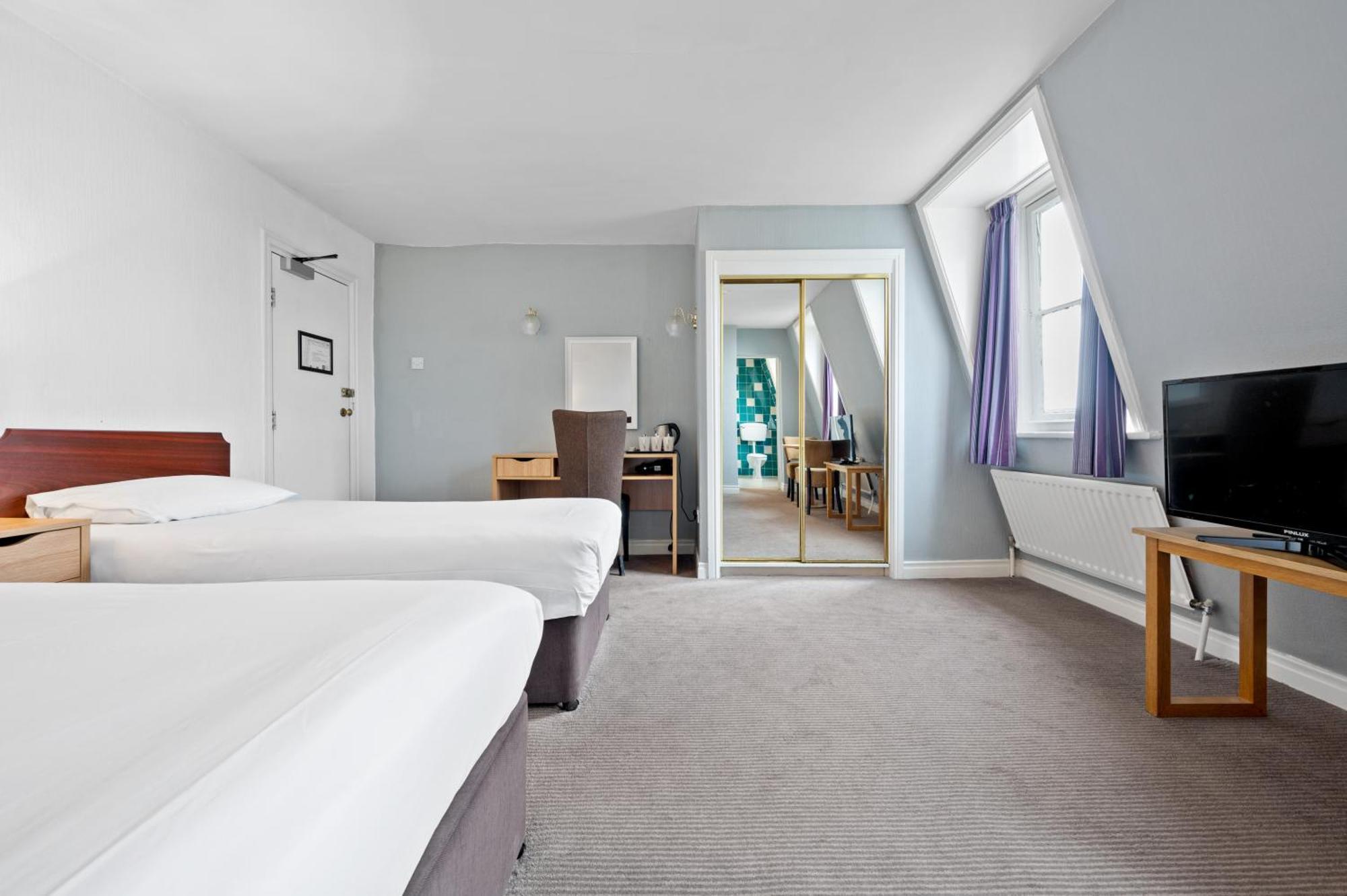 Royal Whitby Hotell Rum bild