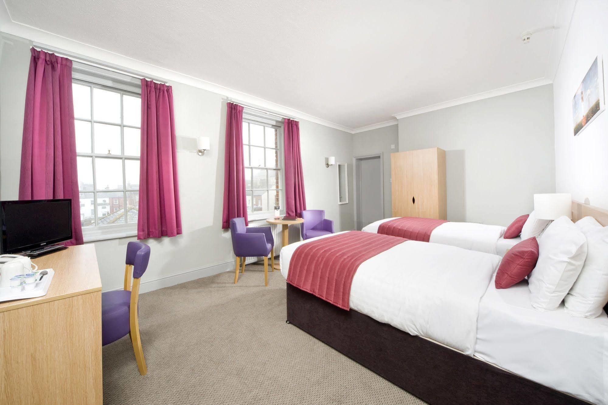Royal Whitby Hotell Exteriör bild